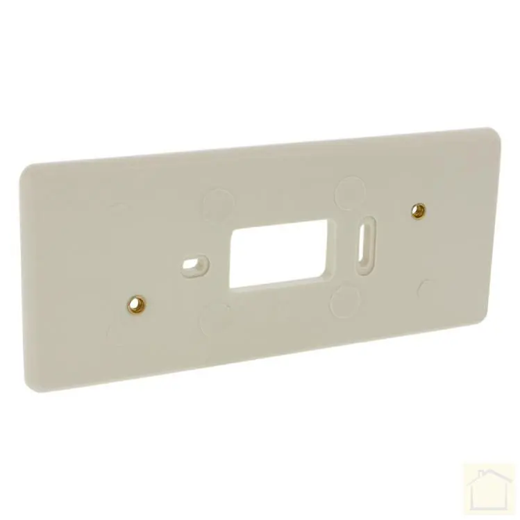 Montageplaat met felsmoer, M4, 3-voudig creme