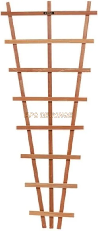 Hardhouten V-trellis 30-65 x 150 cm.