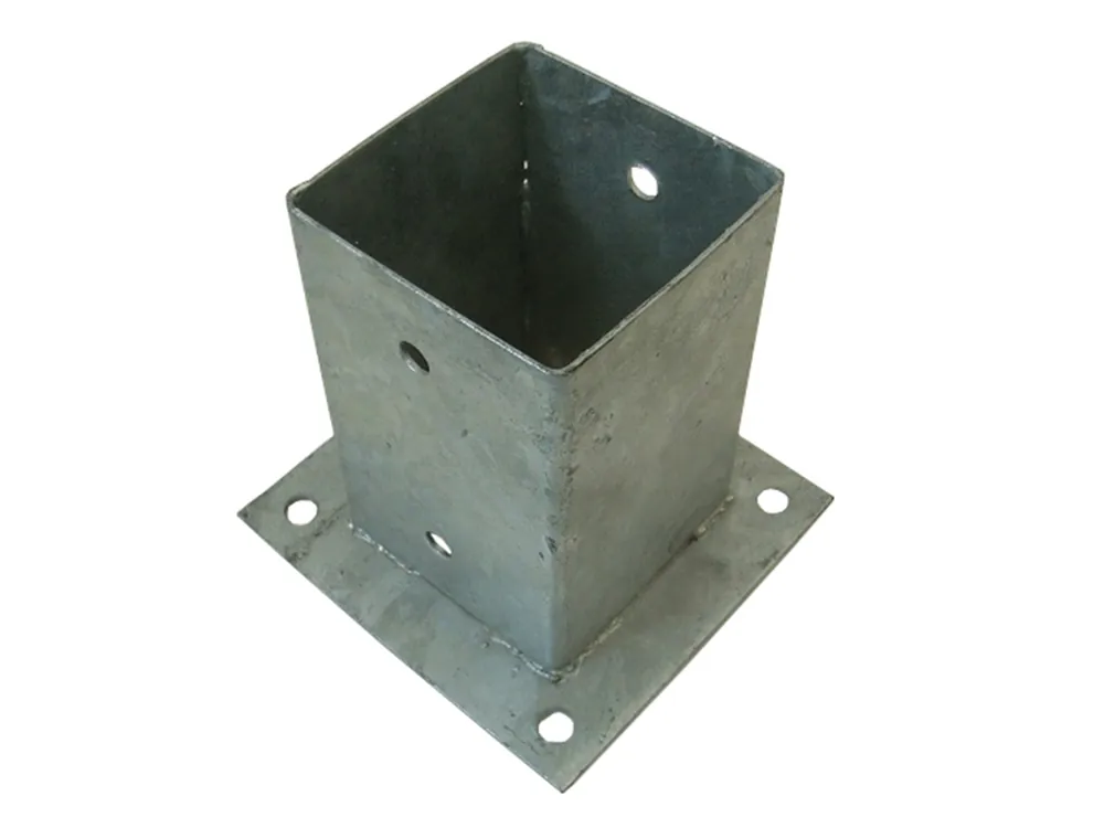 Paalhouder met plaat 151x151x150 mm. verz.
