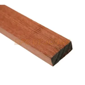Hardhout gesch. 19x45mm. netto, 245 cm.