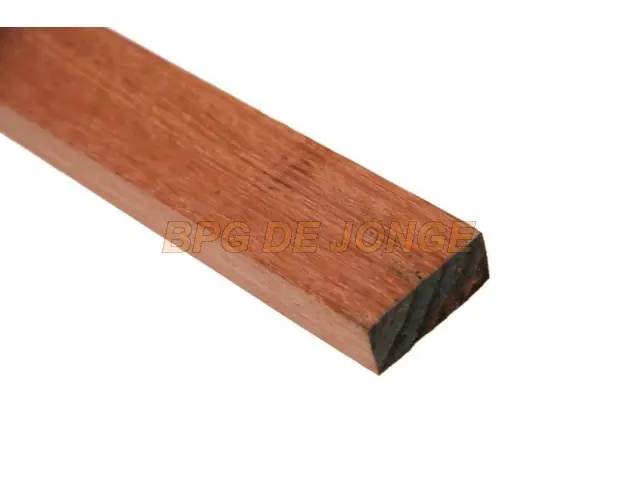 Hardhout gesch. 19x45mm. netto, 245 cm.