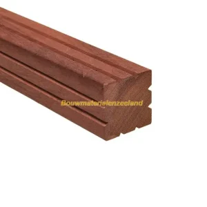 Hardh paal gesch met V-groef, gepunt 8,5x8,5x300 cm