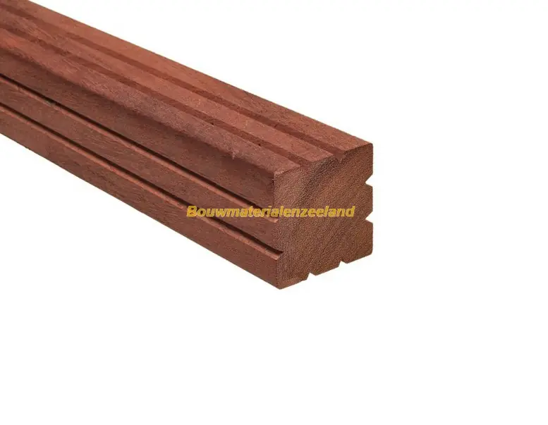 Hardh paal gesch met V-groef, gepunt 8,5x8,5x300 cm
