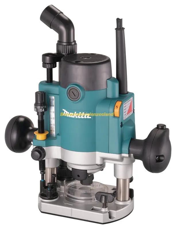 Makita 230 V Bovenfrees in doos RP1111C