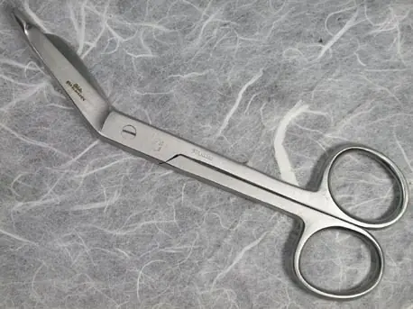 A.A.S. VERBANDSCHAAR 13.5CM