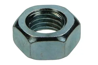 1007100 - ZESKANTMOEREN MACK 25 ST M14
