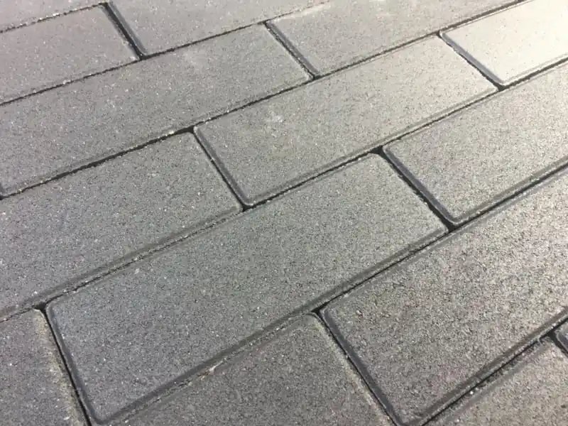 Tremico Grijs 20x5x6 (Waalformaat)