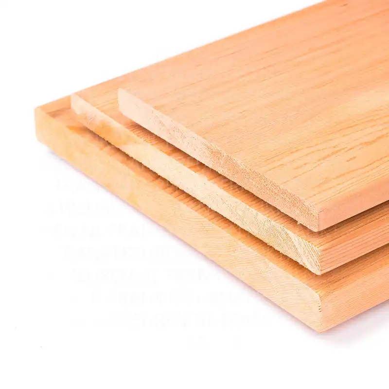 18x235mm Red Cedar geschaafd (netto 17x235mm)